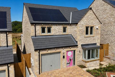 4 bedroom detached house for sale, Ash Well Grove, Denby Dale, Huddersfield, HD8 8GP