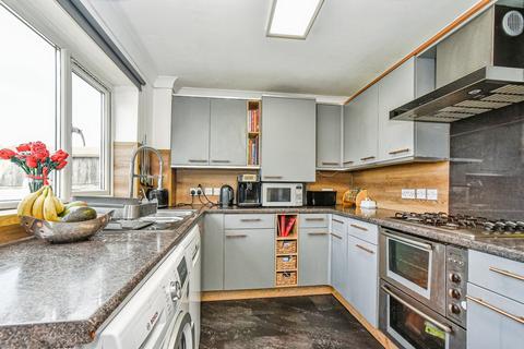 3 bedroom semi-detached house for sale, Barrington Close - Liden, Swindon, SN3