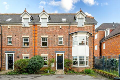 Worple Road, Wimbledon, London, SW19