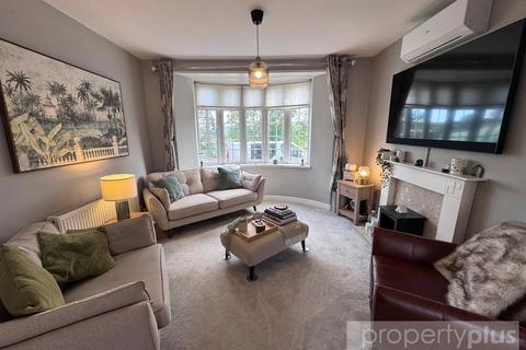 3 bedroom semi-detached house for sale, Gilfach Road, Tonyrefail, Porth, Rhondda Cynon Taff, CF39