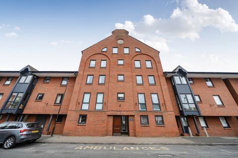 2 bedroom apartment for sale, The Maltings, Station Street, Tewkesbury