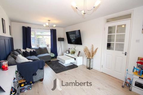 2 bedroom terraced house for sale, Allendale Crescent, Studley, B80