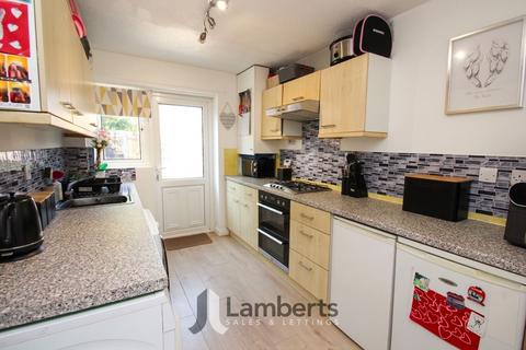 2 bedroom terraced house for sale, Allendale Crescent, Studley, B80