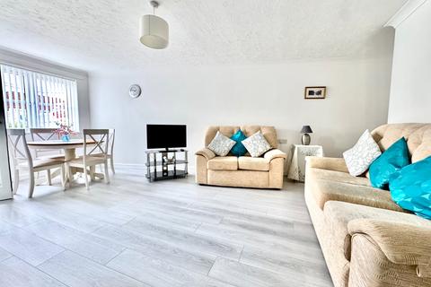 1 bedroom flat for sale, DE MOULHAM ROAD, SWANAGE