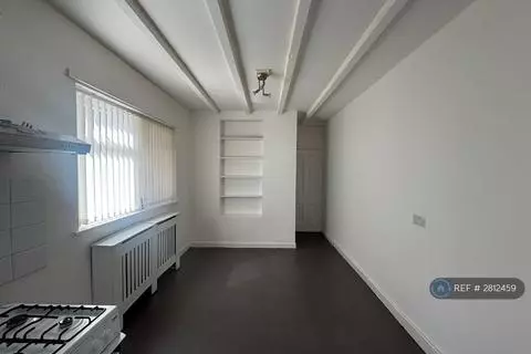 3 bedroom terraced house to rent – pohled 2