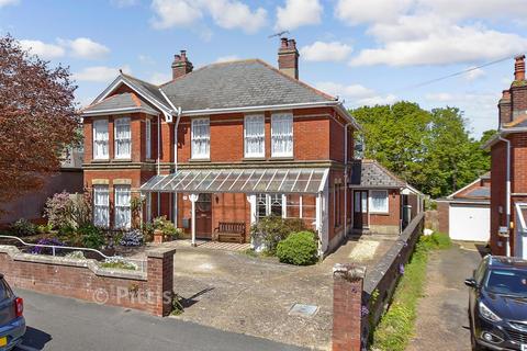4 bedroom detached house for sale, Carter Avenue, Shanklin PO37
