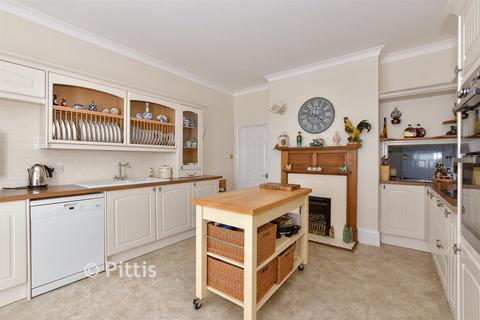 4 bedroom detached house for sale, Carter Avenue, Shanklin PO37