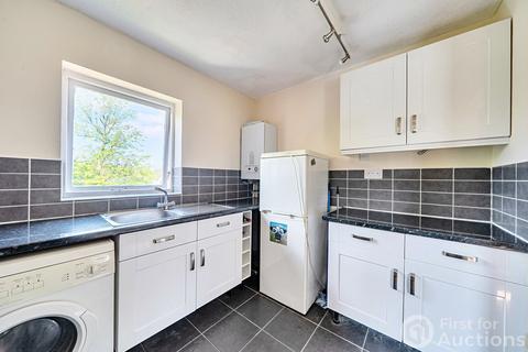 2 bedroom apartment for sale, Sylvan Road, London