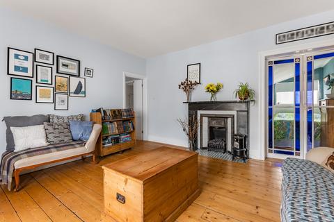 2 bedroom maisonette for sale, 16a Market Street, Alton, Hampshire, GU34