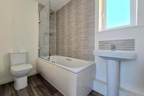2 bedroom apartment to rent, Nicholas Charles Crescent, Aylesbury HP18