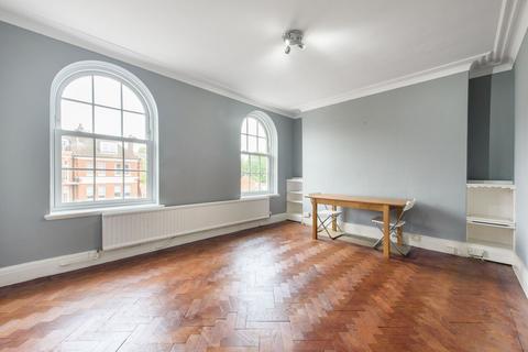 3 bedroom flat for sale, Mandeville Court, Hampstead, London, NW3