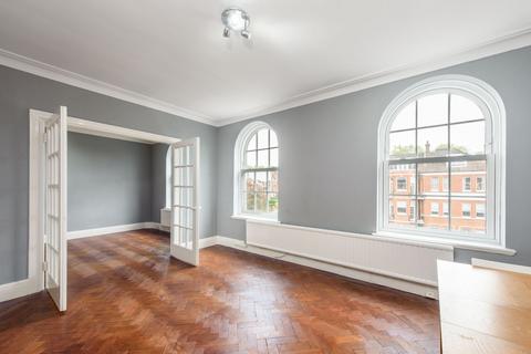 3 bedroom flat for sale, Mandeville Court, Hampstead, London, NW3