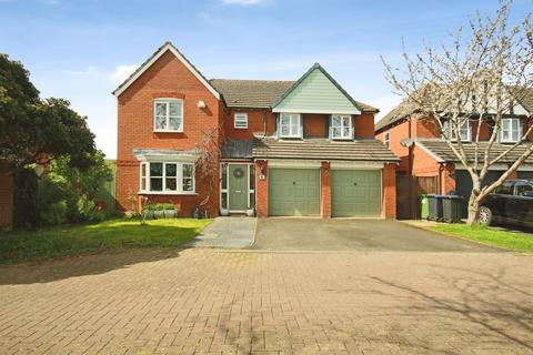 5 bedroom detached house for sale, Medley Grove, Whitnash, Leamington Spa