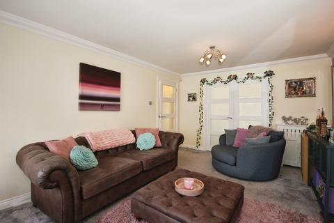 5 bedroom detached house for sale, Medley Grove, Whitnash, Leamington Spa