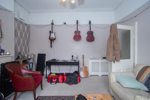 1 bedroom flat for sale, Kenyon Road, Wigan WN1
