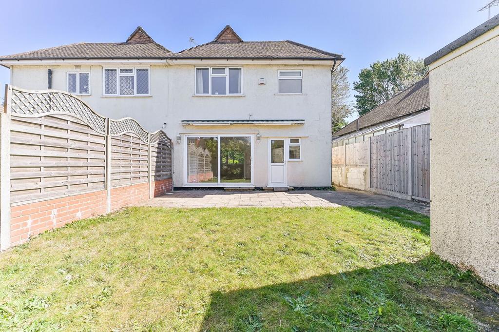 Detached house exterior, garden