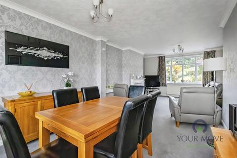 4 bedroom bungalow for sale, Trent Road, Shaw OL2