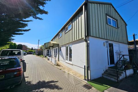 Studio for sale, Claylands Road, Bishops Waltham, Southampton, Hampshire, SO32