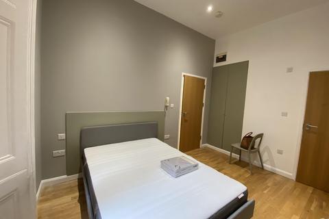 undefined, Queensborough Terrace, Queensway