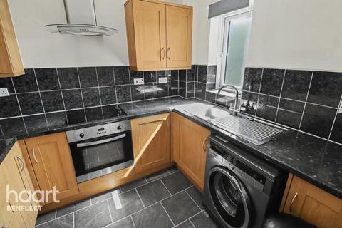 2 bedroom block of apartments for sale, London Road, Benfleet