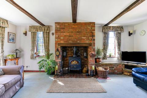 4 bedroom semi-detached house for sale, Rolvenden Road, Tenterden, Kent, TN30