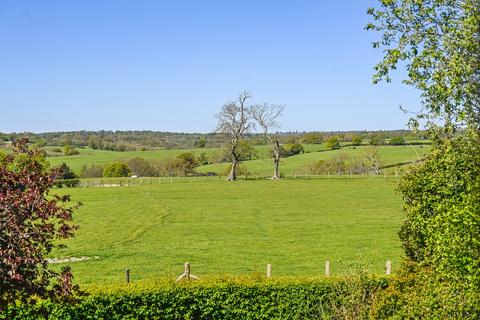 4 bedroom semi-detached house for sale, Rolvenden Road, Tenterden, Kent, TN30