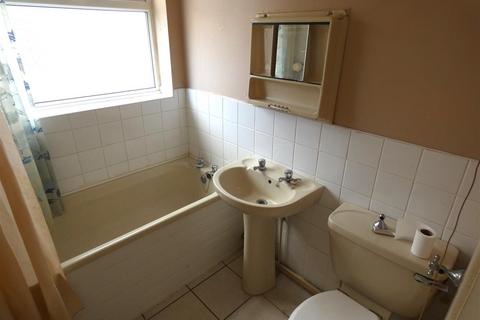 2 bedroom terraced bungalow for sale, 10 EARLS COURTSTRETTONBURTON ON TRENTSTAFFS