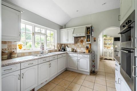 4 bedroom detached house for sale, EASTWICK DRIVE, GREAT BOOKHAM KT23