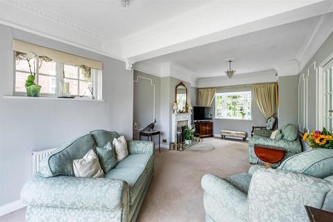 4 bedroom detached house for sale, EASTWICK DRIVE, GREAT BOOKHAM KT23