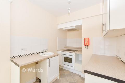 2 bedroom maisonette for sale, Sandgate Road, Folkestone CT20