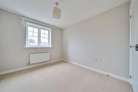 2 bedroom flat for sale, Garstons Way, Holybourne, Alton, Hampshire, GU34