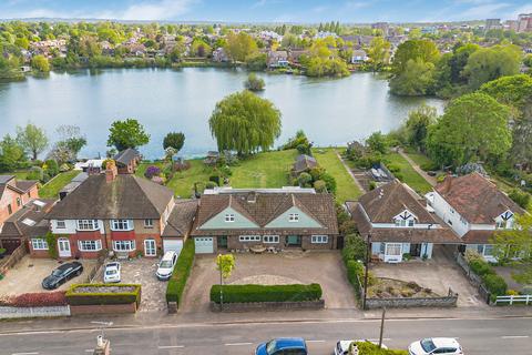4 bedroom detached house for sale, Summerleaze Road, Maidenhead SL6