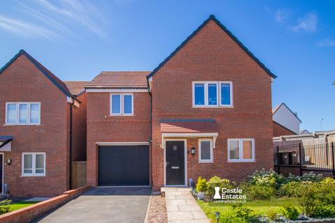 4 bedroom detached house for sale, Poole Avenue, Gedling, NG4 4ND