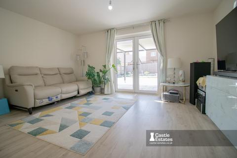 4 bedroom detached house for sale, Poole Avenue, Gedling, NG4 4ND