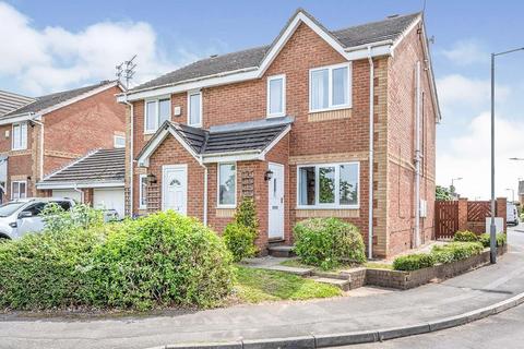 3 bedroom semi-detached house to rent, Grange Court, Doncaster DN5