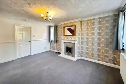 3 bedroom semi-detached house to rent, Grange Court, Doncaster DN5