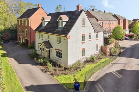 6 bedroom detached house for sale, The Dingle, Telford TF4