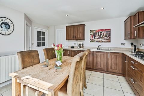 6 bedroom detached house for sale, The Dingle, Telford TF4