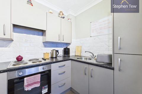 1 bedroom flat for sale, Forest Gate, Grizedale Court Forest Gate, FY3
