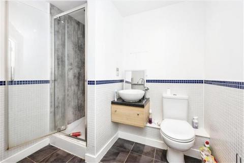 1 bedroom apartment to rent, Princess Way, SWANSEA, SA1
