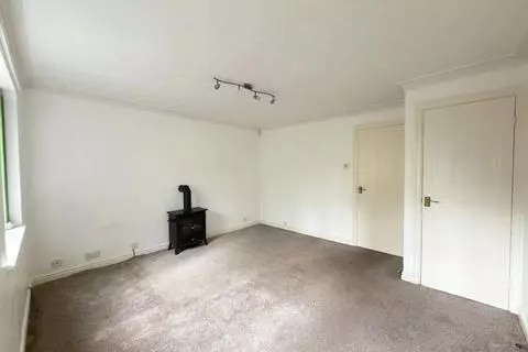 2 bedroom mews for sale - View 3