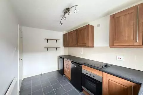 2 bedroom mews for sale - View 5