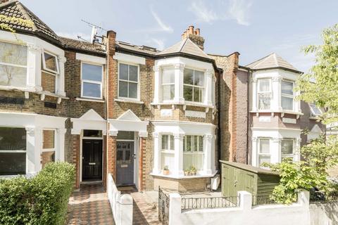 Newton Avenue, London W3