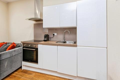 Studio for sale, High Street, Slough