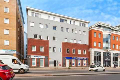 Studio for sale, High Street, Slough