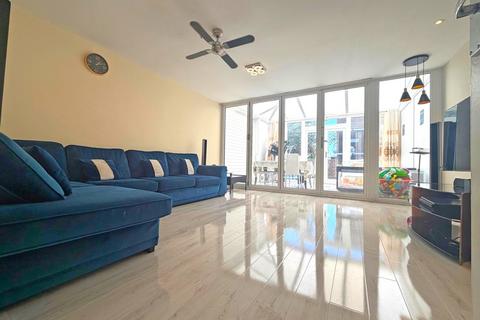 Foremark Close, Ilford, Essex, IG6