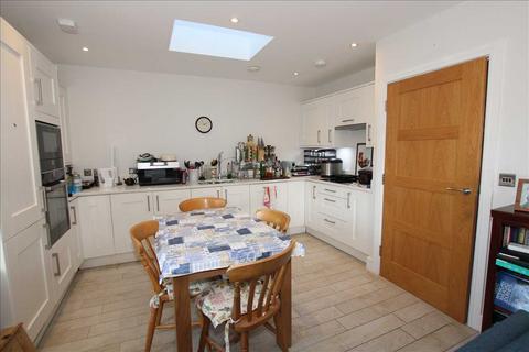 2 bedroom apartment for sale, Watson Grove, Headley Road, Grayshott, Grayshott