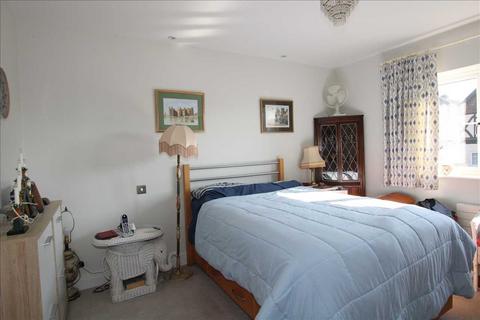 2 bedroom apartment for sale, Watson Grove, Headley Road, Grayshott, Grayshott