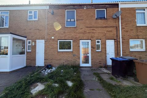 3 bedroom property to rent, Long Mallows Rise, Northampton, NN3