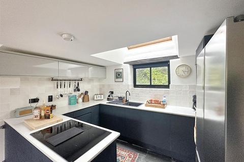 3 bedroom barn conversion for sale, Tregonhayne Court, Tregony